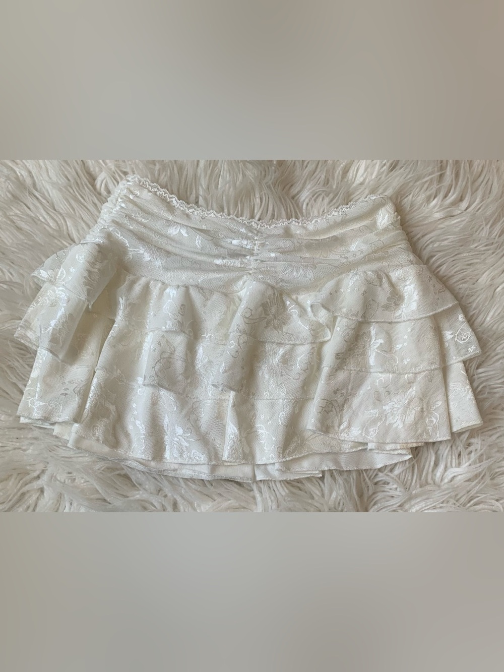 Outcast Tiered Arianne Skirt White Size Extra Small
